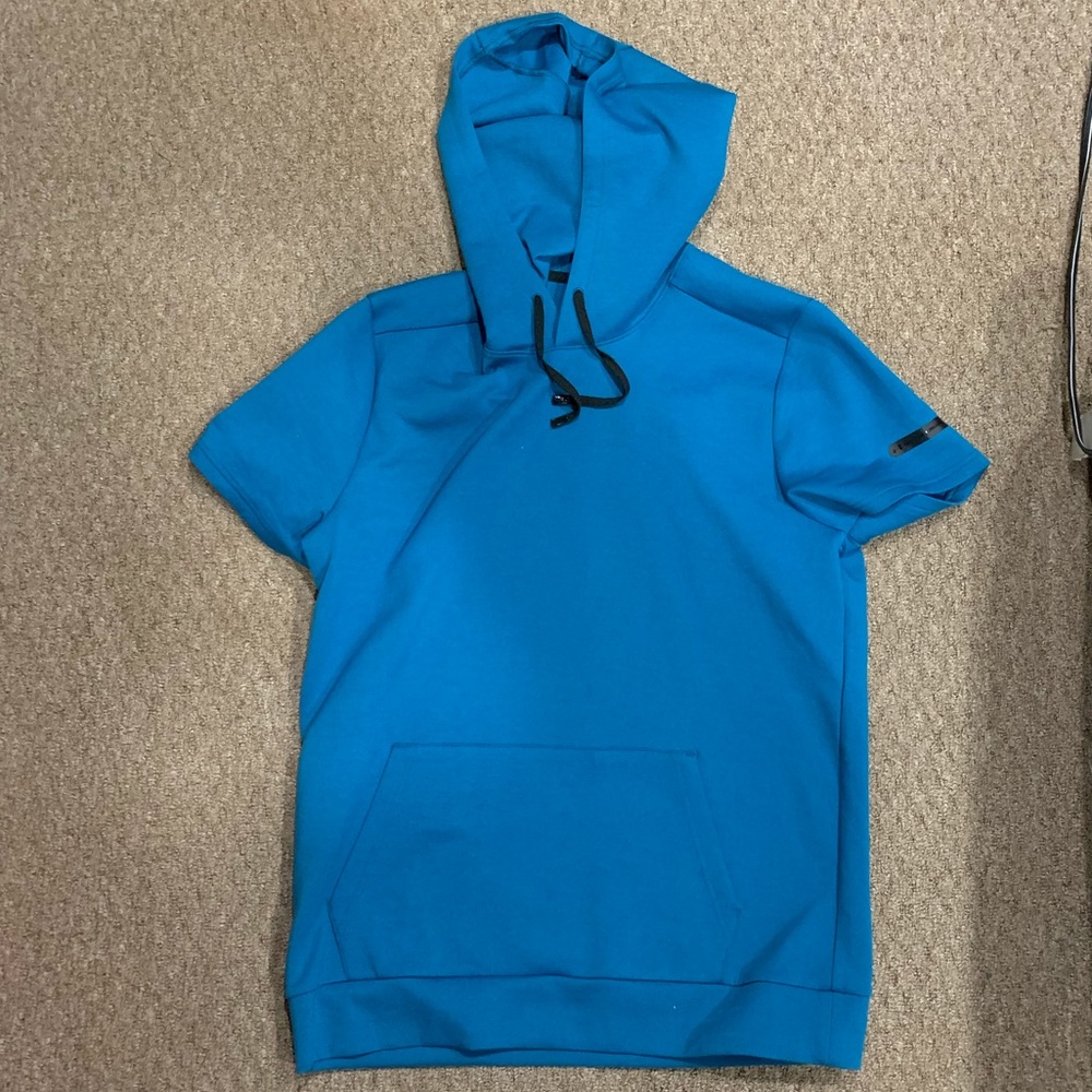 Under armor hoodie short sleeve